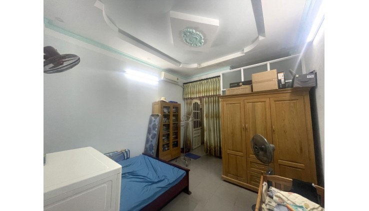 Bán Nhà 2 Tầng 44m2_4*11 chỉ 3.9 tỷ gần CĐ Công Thương Phước Long B Q.9 Thủ Đức